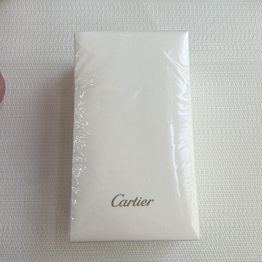 Cartier guest towels